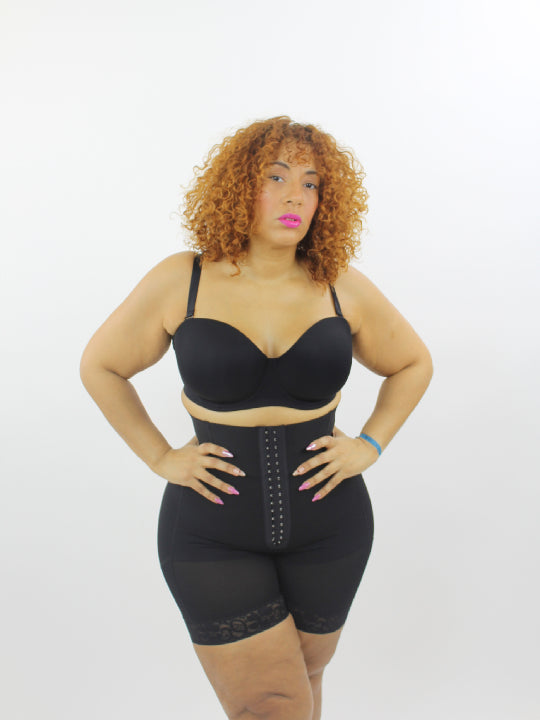 Gaine short Ultra Sculptant – Confort et Silhouette Parfaite
