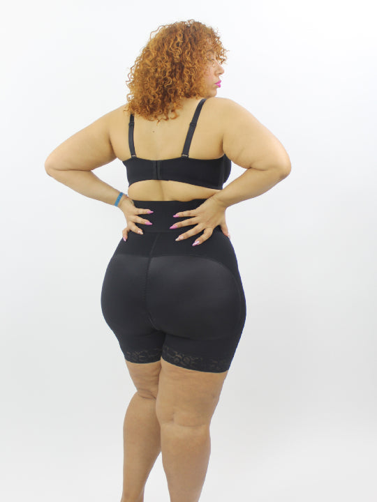 Gaine short Ultra Sculptant – Confort et Silhouette Parfaite